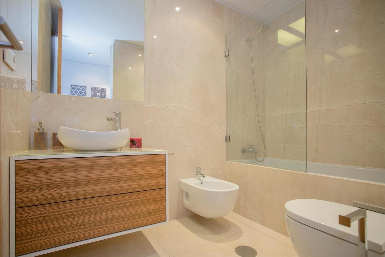 Liiiving In Porto - Balcony Dragao View Apartment Luaran gambar
