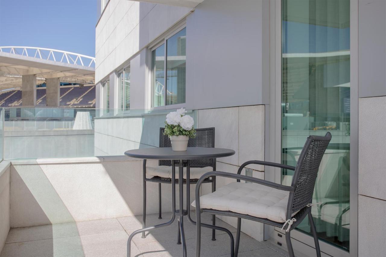 Liiiving In Porto - Balcony Dragao View Apartment Luaran gambar
